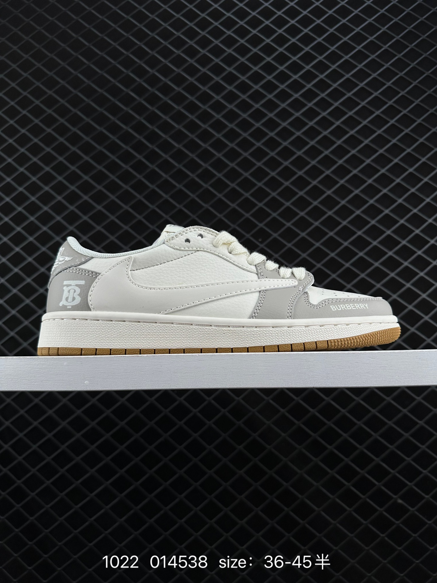 Travis Scott x Air Jordan 1 ” Reverse Mocha “